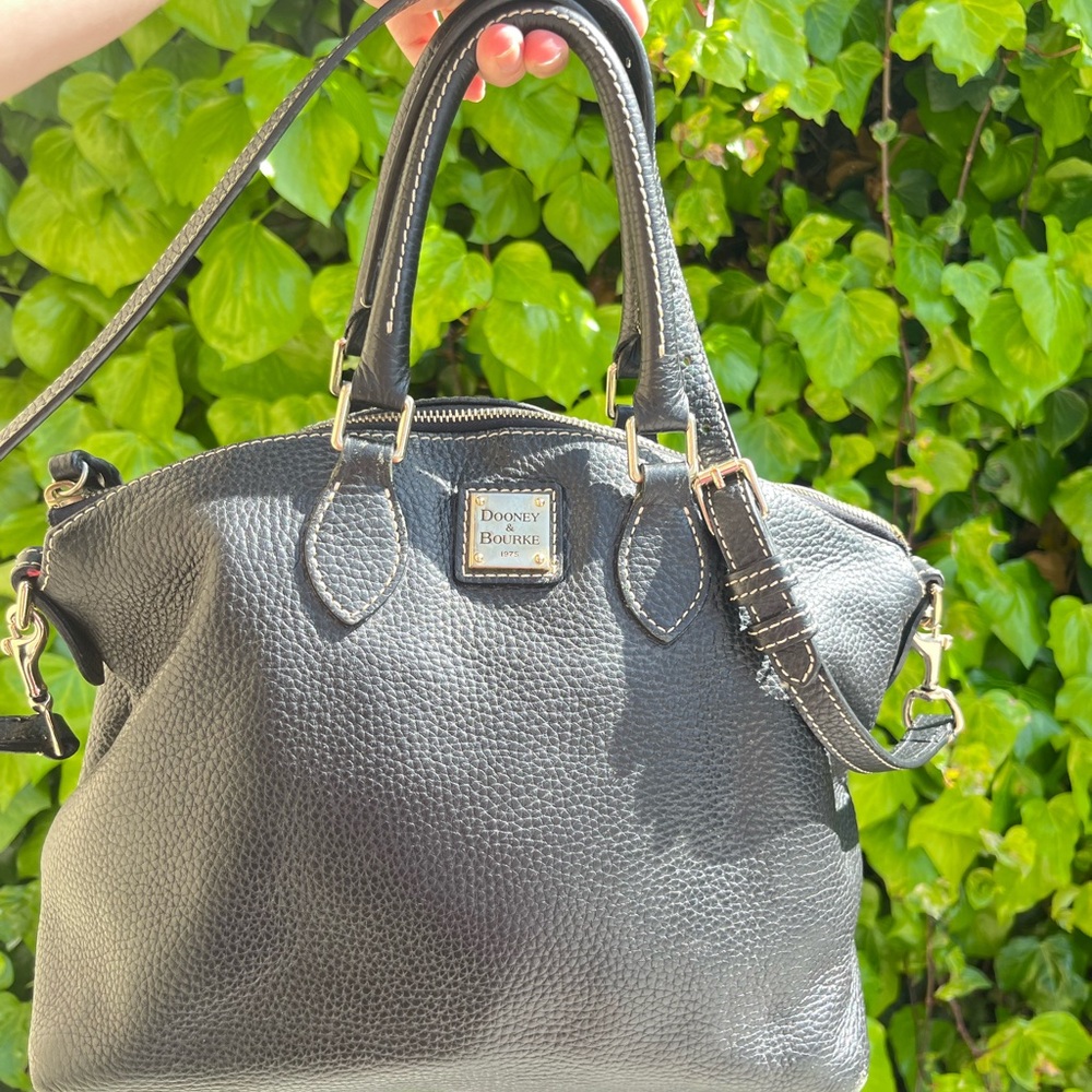 Dooney & Bourke Black GENUINE Pebbled Leather Dillen Women's Bag - Picture 9 of 16